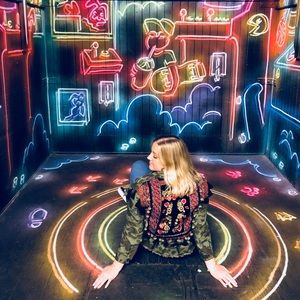 Meet your Posher, Mallory